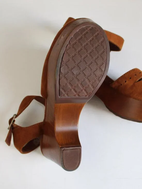 Cliffs by White Mountain Cassidy Brown Faux Suede Heeled Cushioned Clogs sz 5.5 - Picture 7 of 10